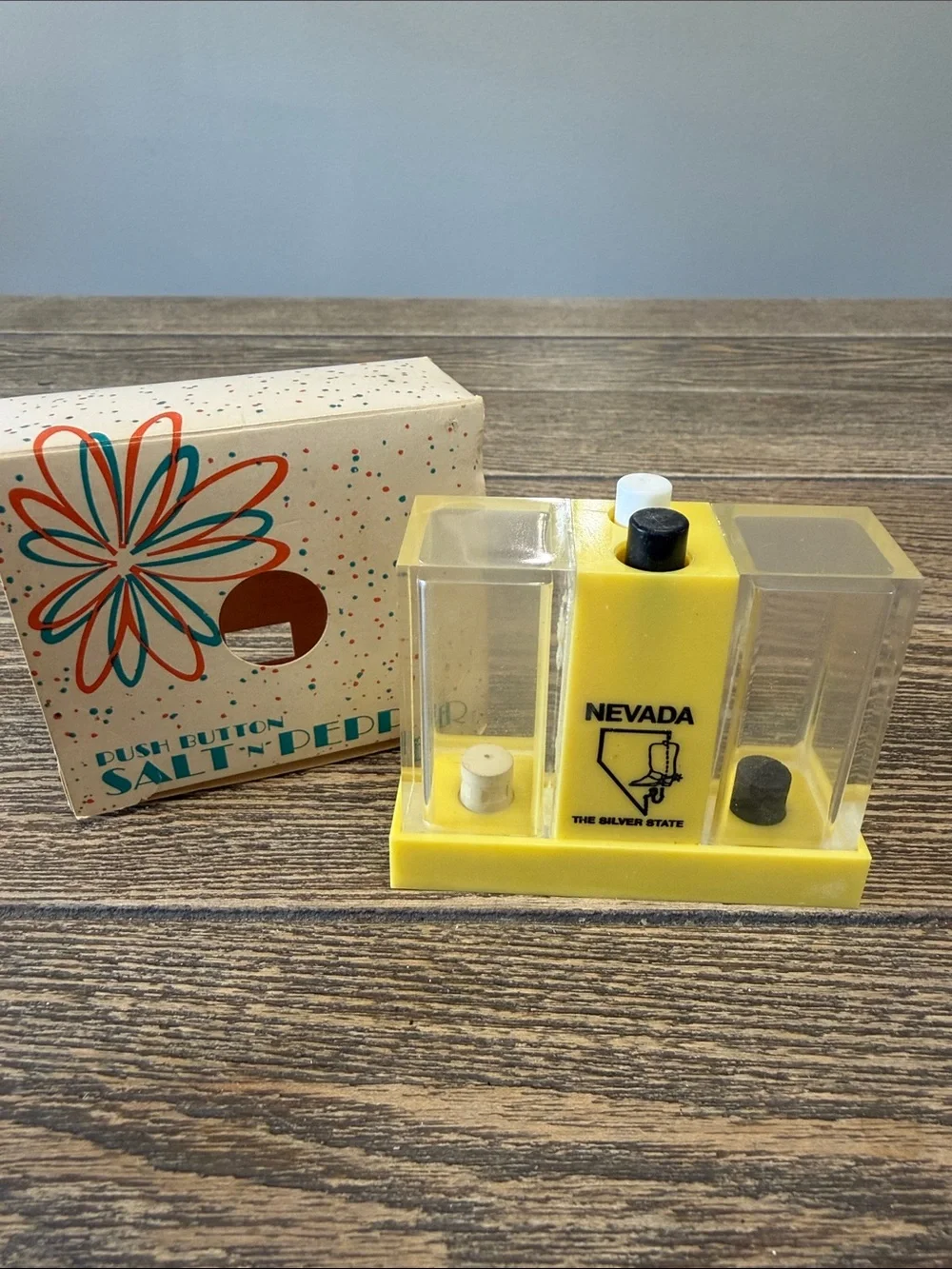 VTG Nevada  Push-Button Salt & Pepper Shaker Set - Yellow Original Box